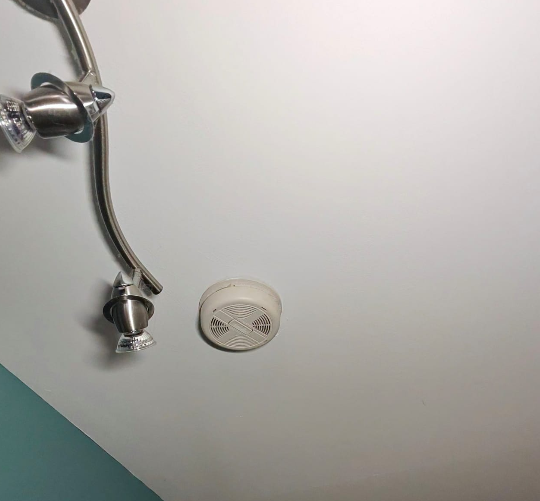 Out-of-Date Smoke Alarms: When Should You Replace Them?