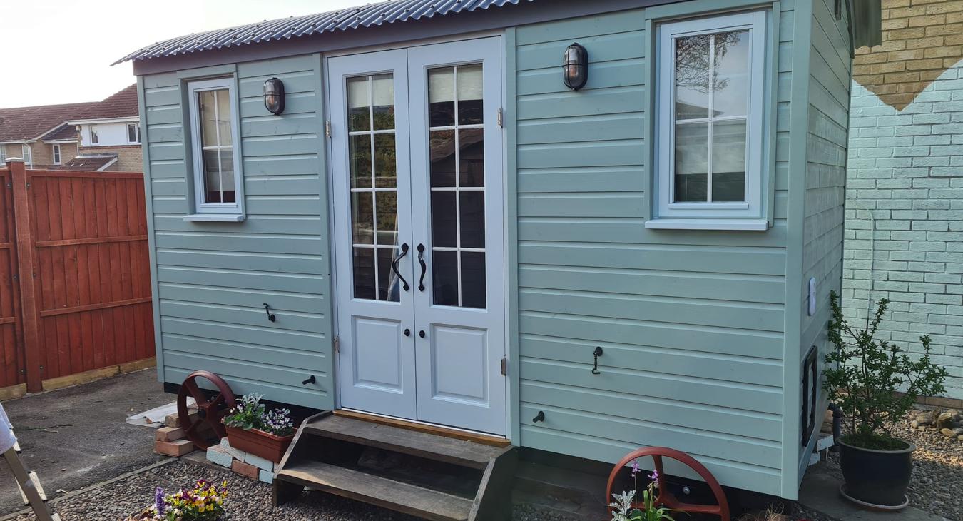 Shepherd hut power supply in Highbridge
