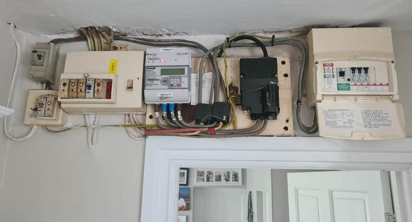 Fuse board in home in Somerset before replacement