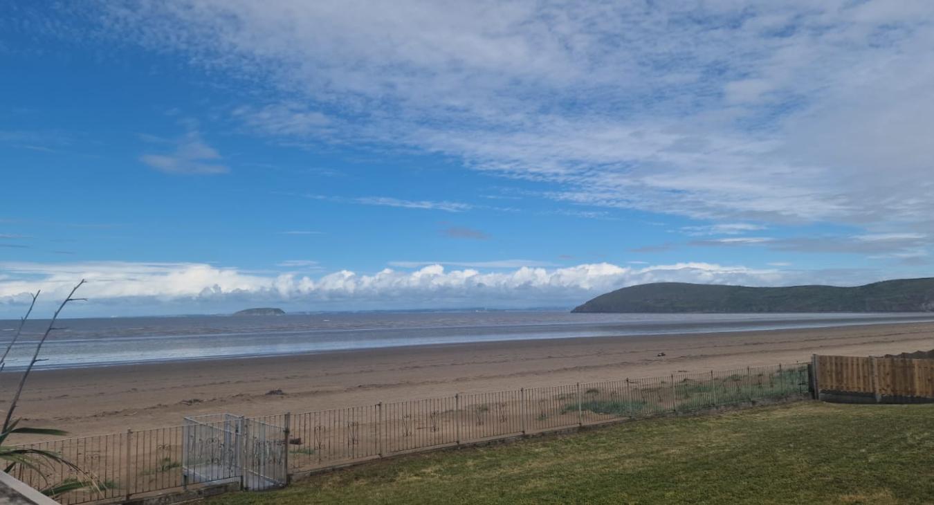 ELECTRICIAN IN BREAN